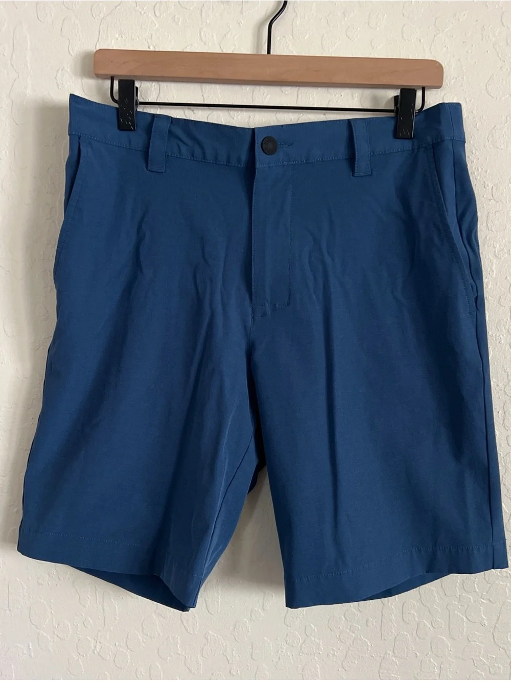 Banana Republic Men’s Bundle of 3 Polo Shirt Shorts Sweatshirt Large 32 Basic